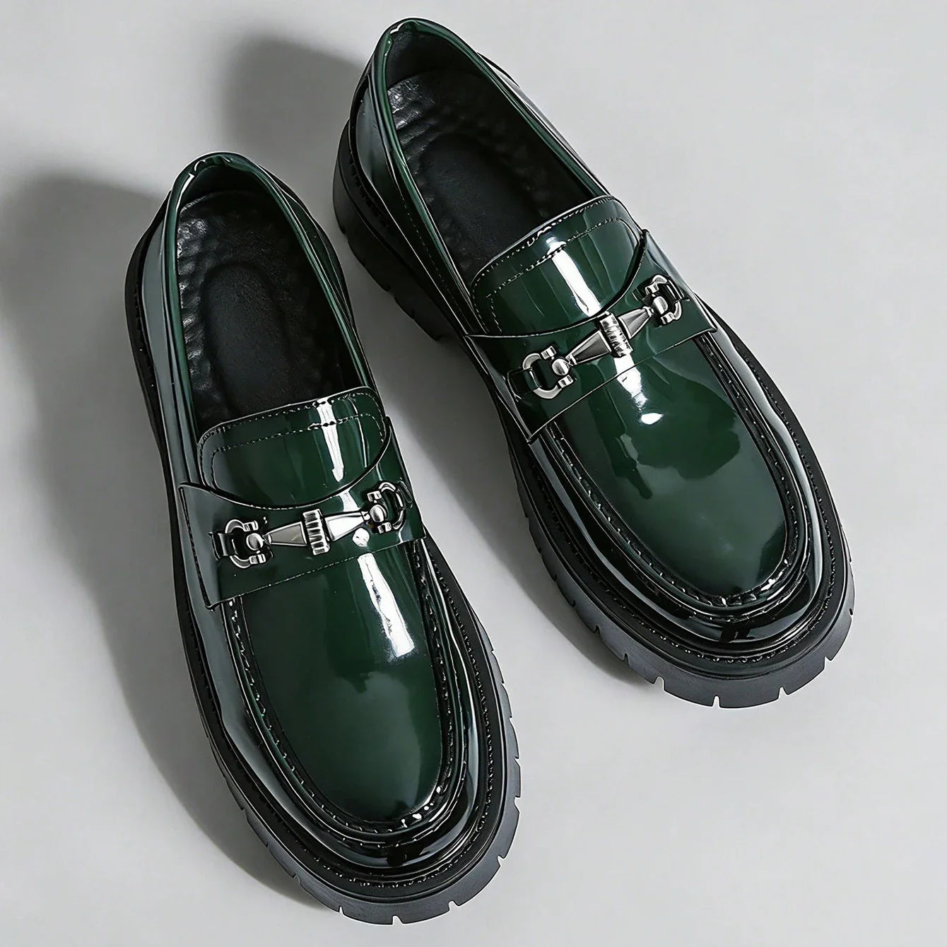 Europe Fashion Thick Sole Men's Penny Loafers Slip-On Business Dress Shoes Gentleman Glossy Buckle Formal Party Black Shoes
