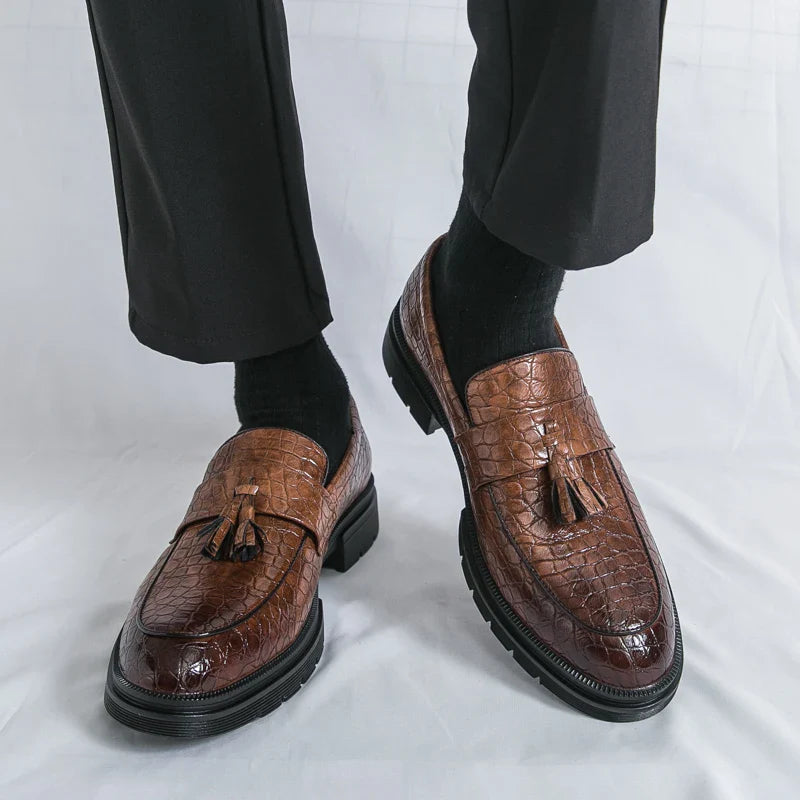 Formal Shoes For Men Fashion Casual Leather Loafers Male Slip On Business Leather Shoes Men's Dress Shoes Party Office Loafers