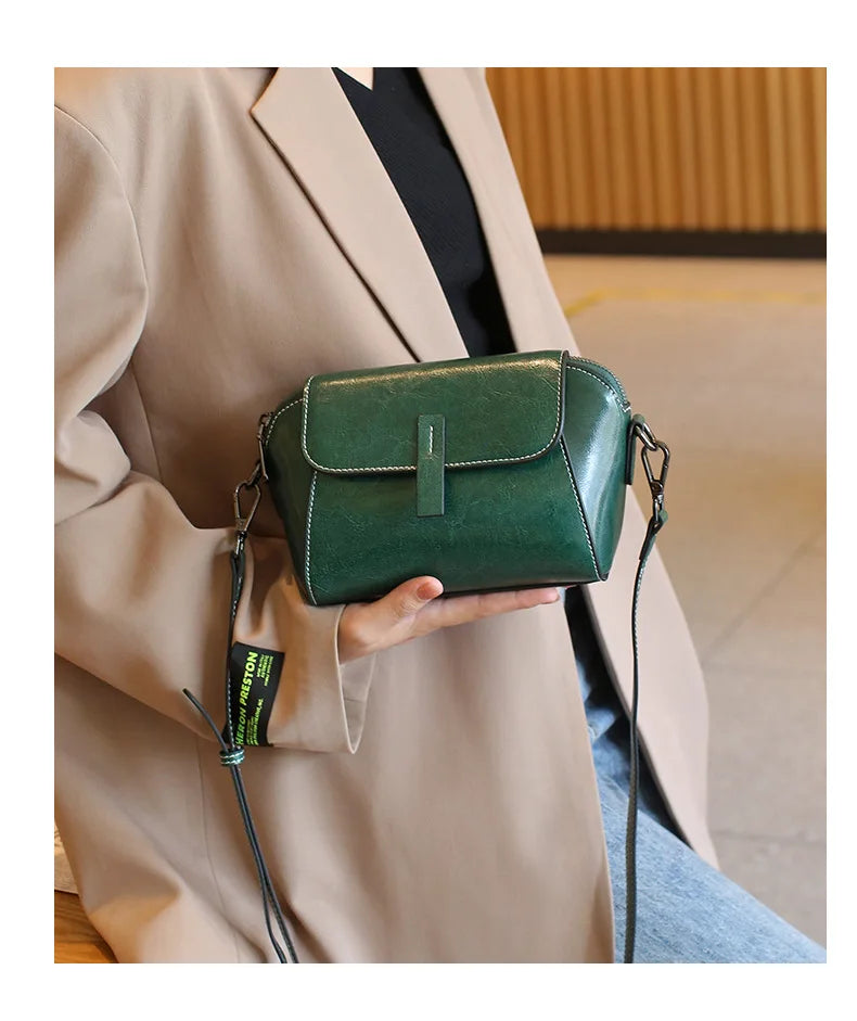 Women's Small Phone Bag Fashionable Oil Wax Cowhide Leather Handbag Versatile and Simple Shoulder Bag High Quality Crossbody Bag