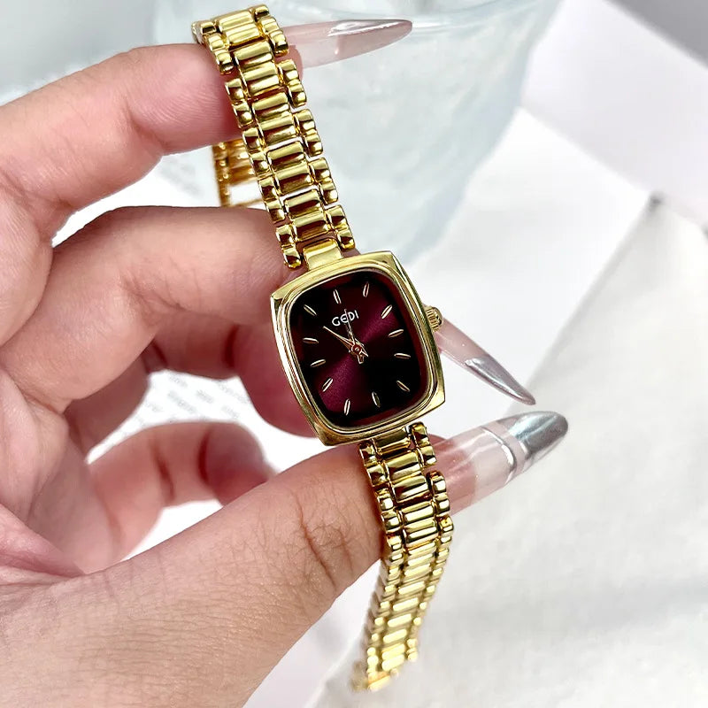 Bracelet Watch Retro TV niche high-end Gold Watches steel strip Waterproof Small Dial Women's Fashion Quartz Clock Wristwatches