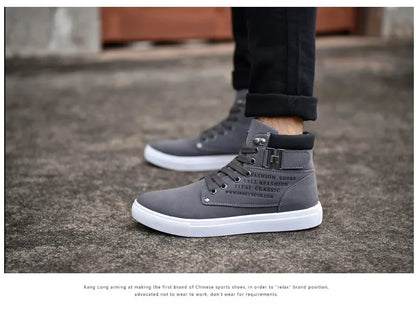 Men's Boots  New Korean Version Men's Shoes High Top Skateboard Shoes Retro Platform Casual Lace Up Men Fashion Boots 2025