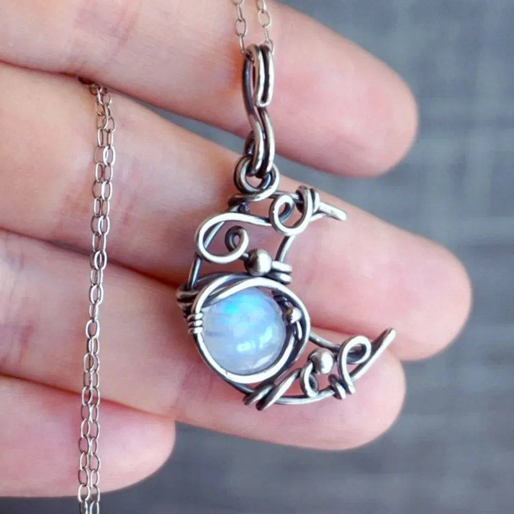 Artificial Moonstone Antique Pendant Necklace Gems Cabochon Vintage Boho Moon Necklace for Lady Girls Women Gift