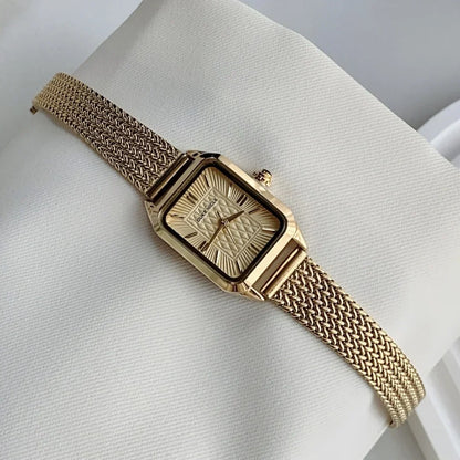 Simple Quartz Waterproof Wristwatch Ladies Wristwatch Elegant Gold Watch Stainless Steel Women's Watches Relogio Feminino