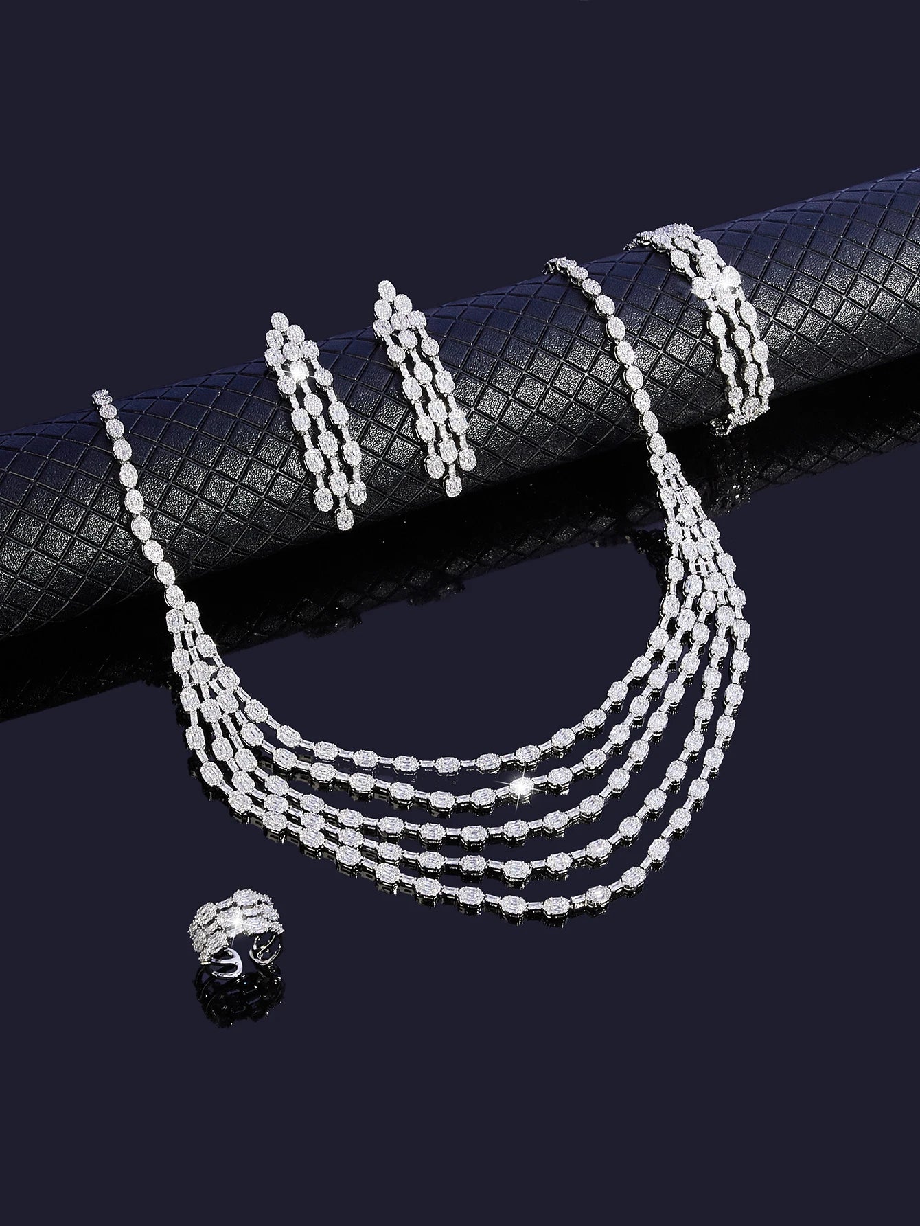 2025 Luxury Jewelry Big Wedding Rings Full Micro Pave Cubic Zirconia Dubai Bridal Popular Jewellery For Engagement Party