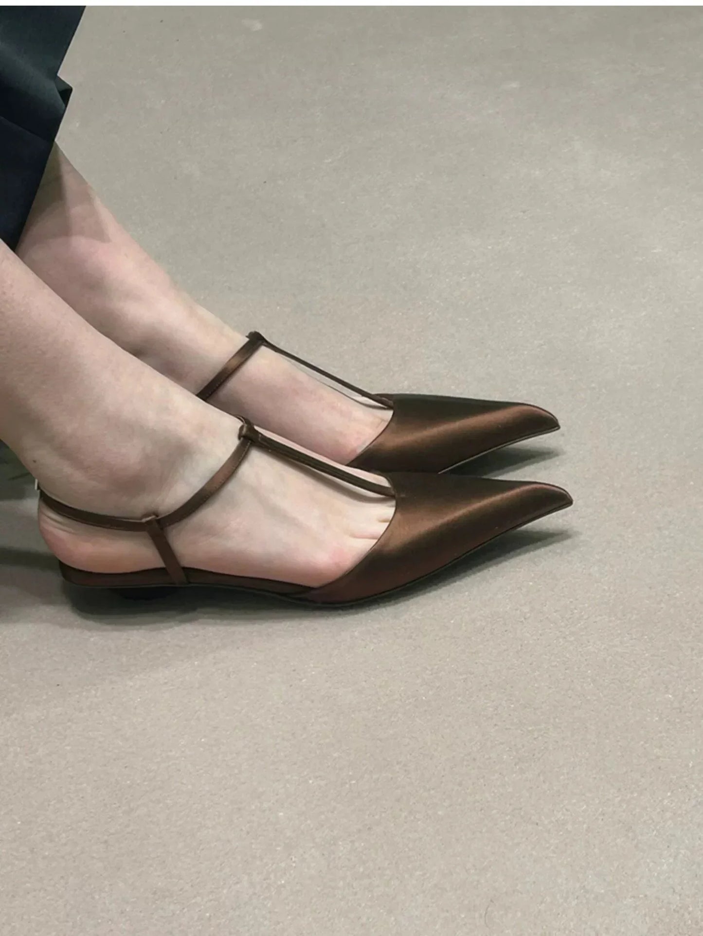 Sapatos Femininos de Salto Alto, Novos Sapatos Sexy de Salto Grosso com Bico Fino e Tira Traseira para Mulheres, Sandálias de Salto Alto para Vestidos de Festa