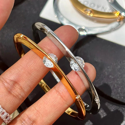Planet Solitaire High Carbon Diamond Bracelet for Women 100% 925 Sterling Silver Plated 18K Gold Engagement Bangles Fine Jewelry