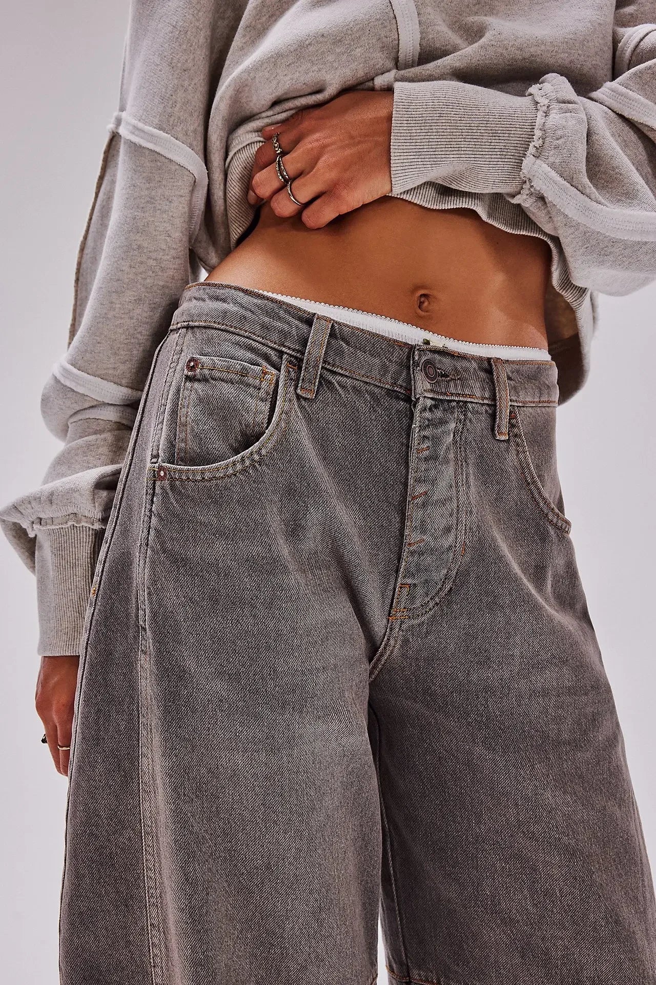 Elastic Waist High-waisted Women's Jeans