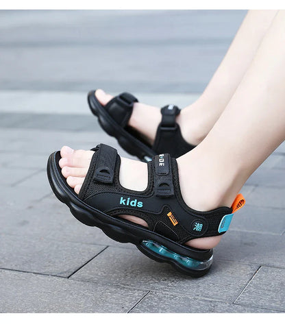 A pair of children's summer open-toe sandals, air-cushioned shock-absorbing and rebound outdoor beach shoes, sizes 32-42,TL-1921