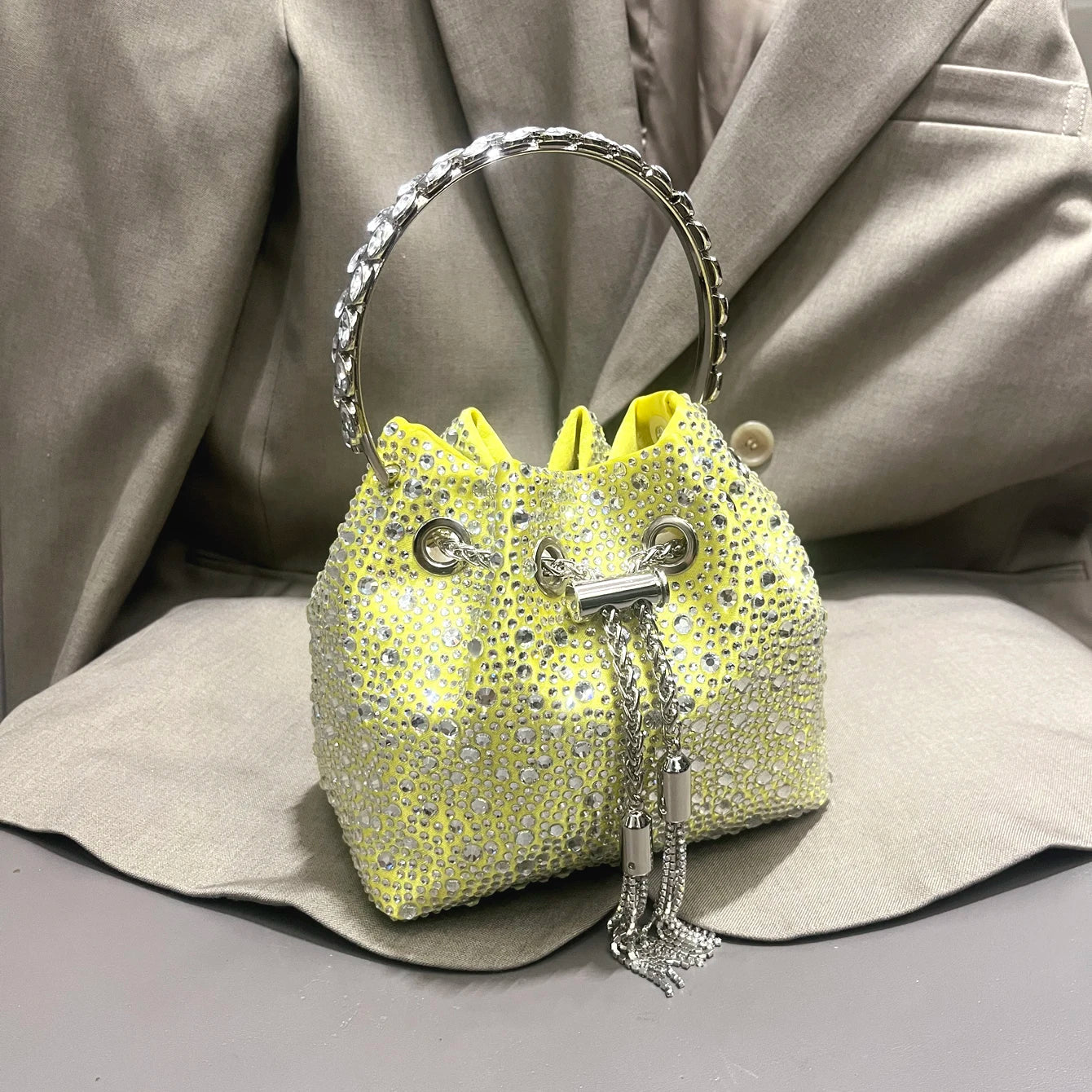 Handle Rhinestones Evening clutch Bag Purses and handbag luxury Designer shoulder bag Shiny Crystal Clutch purse bucket bag