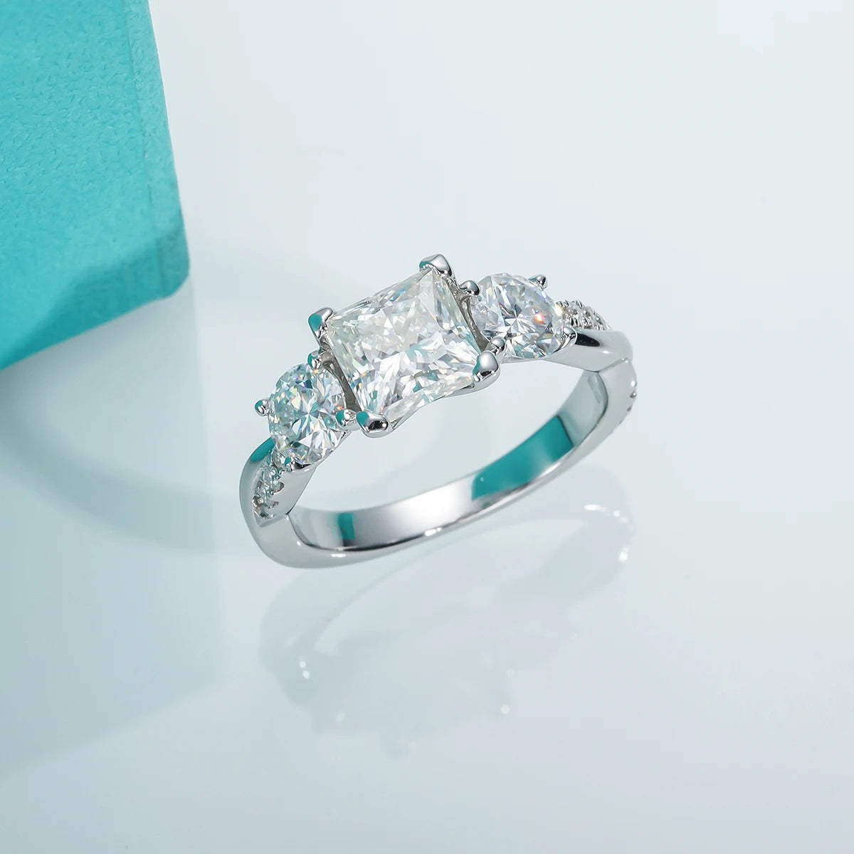 1.5ct Princess Cut D Color Moissanite Three Stone Engagement  Ring 925 Silver Rings For Women Jewelry Wholesale