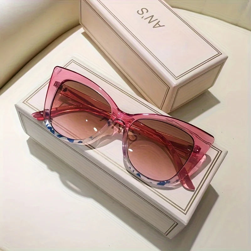 New style Women's cat's eye box simple gradient color matching Sunglasses-Joker fashion glasses