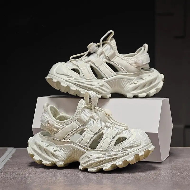 2026 New Boys' White Sports Sandals Summer Closed Toe Beach Shoes with Hollow Out Design for Children