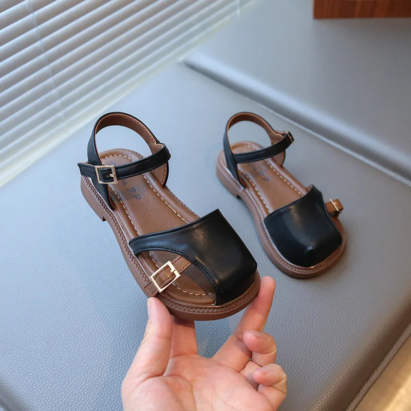 2026 Summer New Children's Princess Foreign Soft Sole Casual Anti-slippery Sole Toddler Toe Capped Beach Flats Elegant Shoes