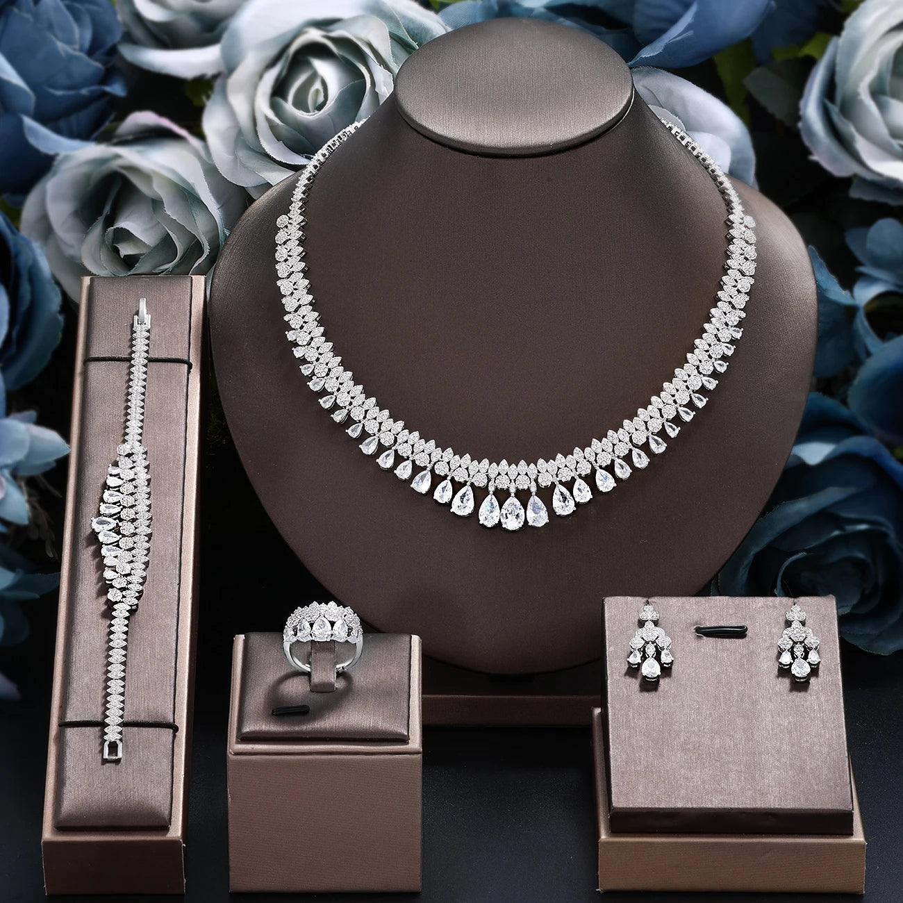 2024 Novo Conjunto de Joias de Noiva Luxuoso de Zircônia Cúbica AAA de 4 Peças para Festa de Casamento Nigéria Dubai