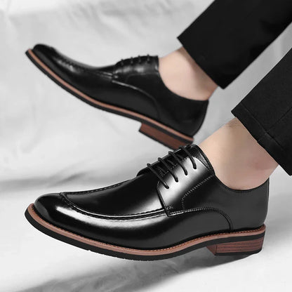 Fashion Designer's New Gentleman's Brown and Black Lace-up Men's Formal Leather Shoes