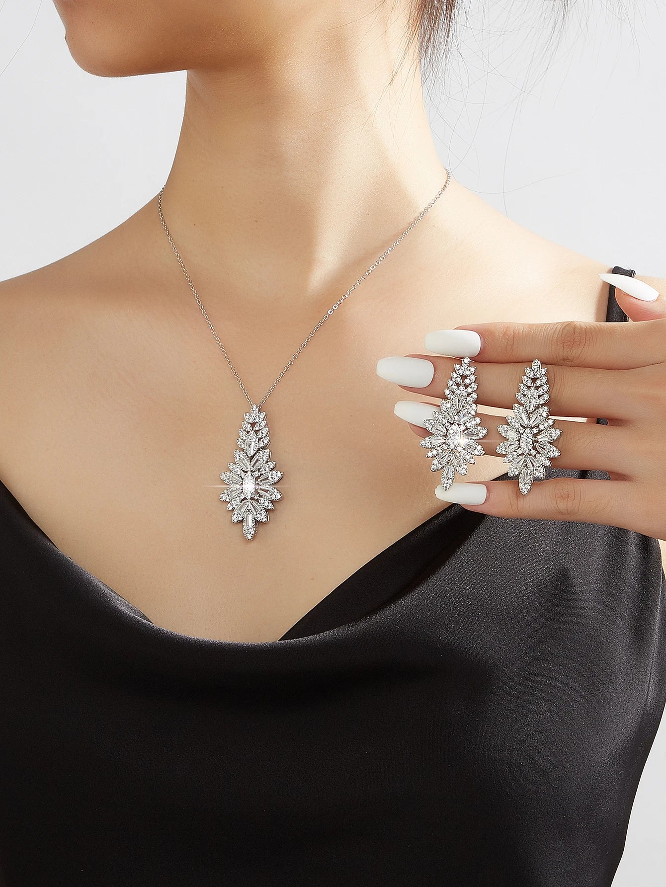 New Elegant Charms Gift Water Droplets Shape Cubic Zircon Necklace Earrings 2pcs Set For Women Wedding Anniversary Jewelry