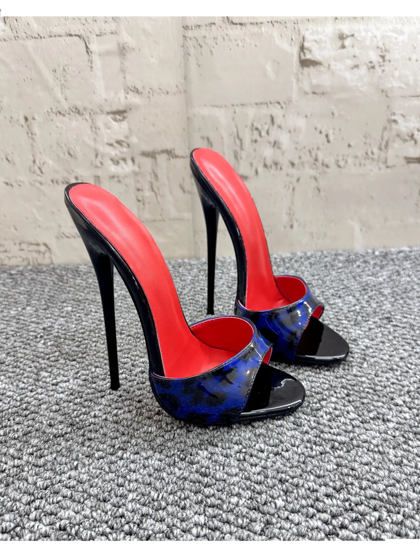New 12cm fashionable high-heeled patent leather leopard print slippers with sexy open toed sandals, reversed size, 33-46