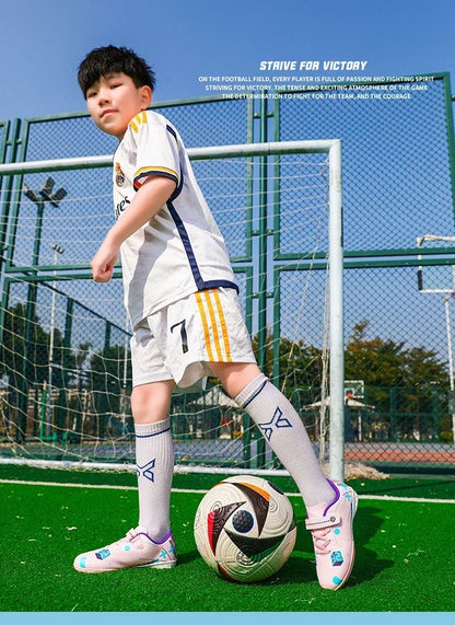Soccer Shoes for Children Professional Original Kids Football Boots Society Kid Sneakers Indoor Football Trainers Youth Sports