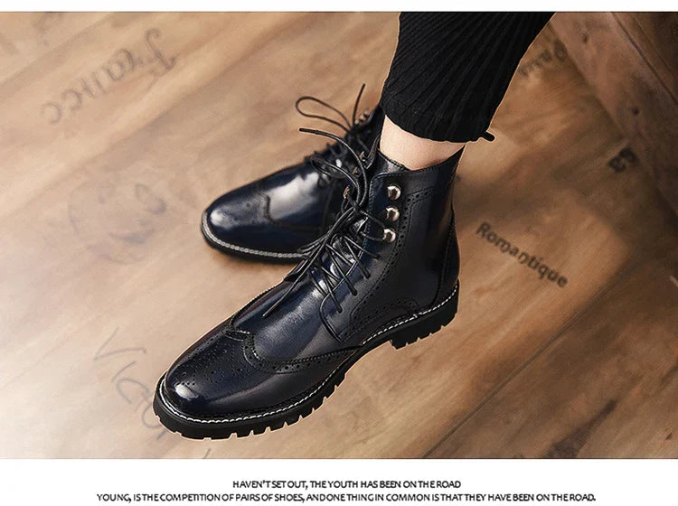 Men Lace-up High Top Brogue Carved Business Boots
