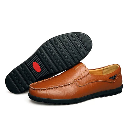 Leather Men Casual Shoes Breathable Soft Mens Loafers Italian Brand Moccasins Slip on Black Driving Shoes Plus Size 37-47