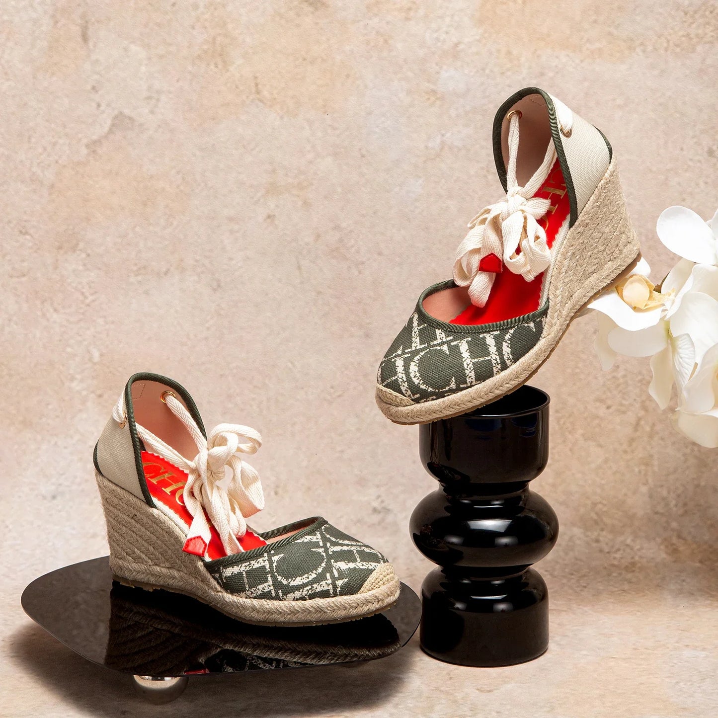 Women's Sandals 2025 New Hemp Bottom Slope Heel Sandals Comfortable and Breathable Holiday Beach Women's Shoes 8CM