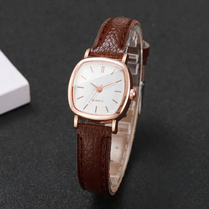 Fashion Small Dial Women Quartz Watch Ladies Simple Leather Band Wristwatches（Without Box）