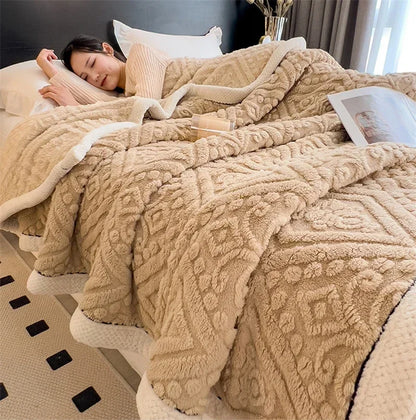 New Carved Velvet Warm Autumn Winter Blanket for Bed Soft Fluffy Sofa Blankets Warmth Cozy Coral Flannel Sofa Cover Blanket Nap