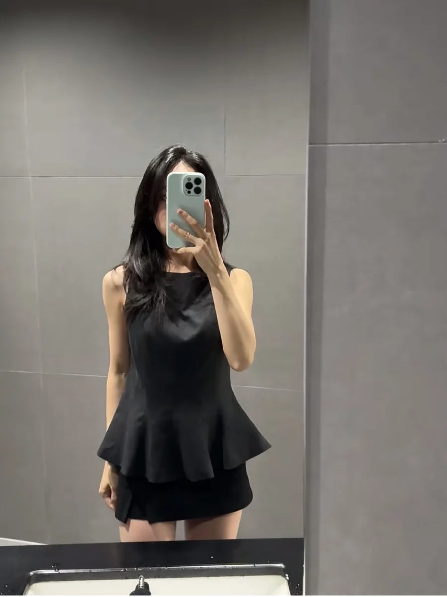 Fall/Winter 2025 New  Women's Fashion Elegant ruffled hem round neck sleeveless waist slim-fit top 4661124