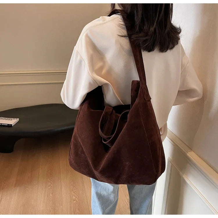 Large Capacity Velvet 2024 Hot Selling Tote Bag Zipper Solid Color Popular Fashion Handbag Soft Simple Commuting Shoulder Bag