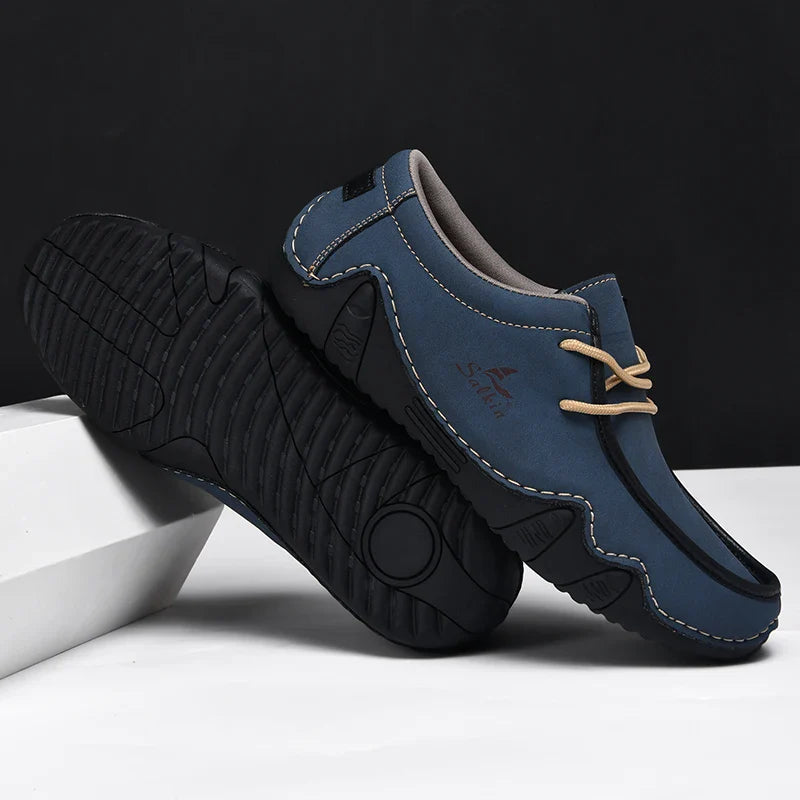 Novos Tênis Masculinos Casuais de Couro Feitos à Mão da Moda 2024 Design Sapatilhas Masculinas Mocassins Respiráveis Cano Baixo Sapatos Flats Dirigir Tamanho Grande