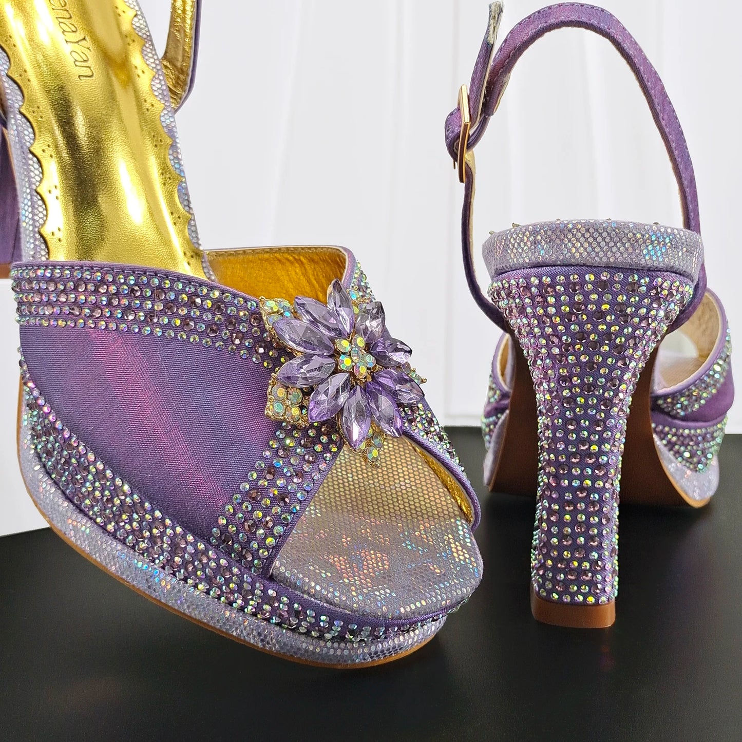 INS New Arrival Colorful Crystral Decoration Design Elegant Mature Party Wedding Peep Toe Ladies High Heels and Bag Set