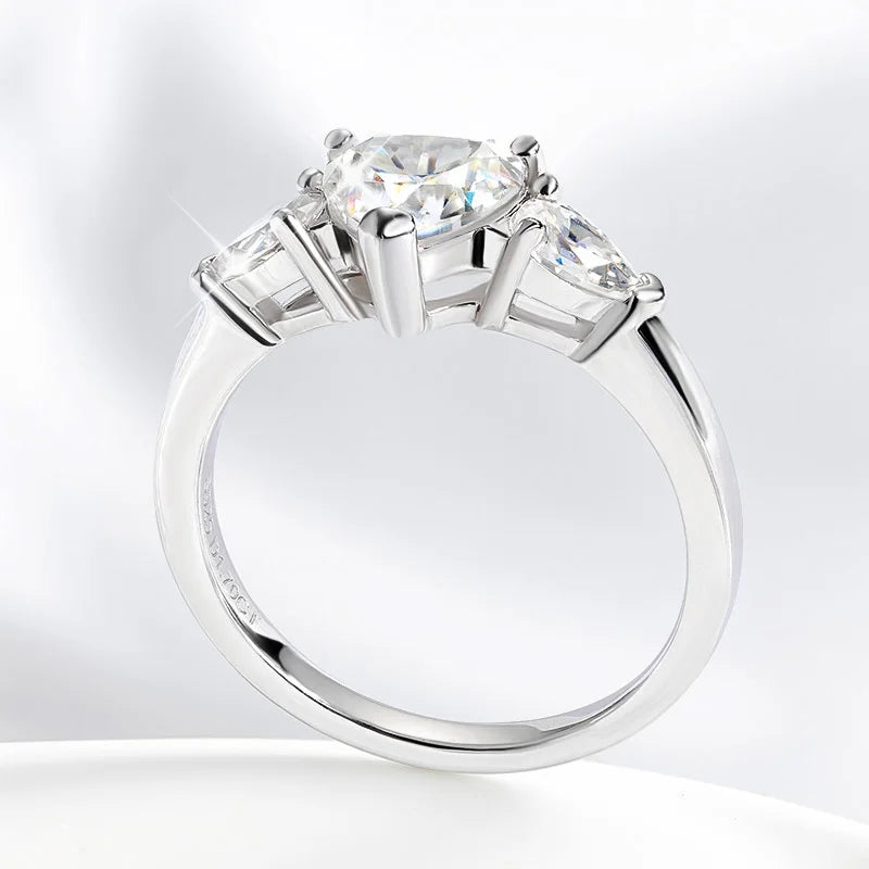 1CT 2CT 3CT 4CT Heart Cut Moissanite Ring for Women 3 Stones Lab Diamond Wedding Band 925 Sterling Silver Jewelry