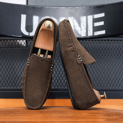 Novos Sapatos Masculinos de Primavera e Outono Estilo Social, Camurça, Sapatilhas Loafer, Couro Fosco Casual para Jovens