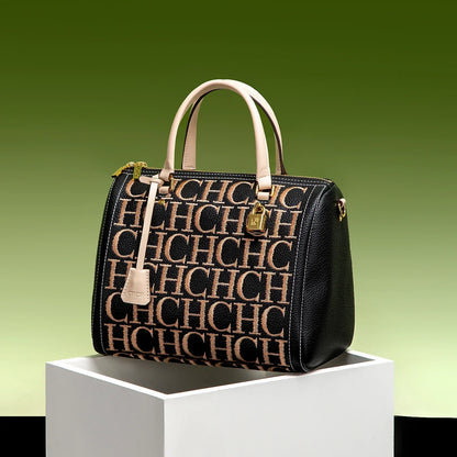 Retro Classic Large Capacity Business Commuter Women's Shoulder Bag Crossbody Bag with Letter Print Design Versatile Women's Bag