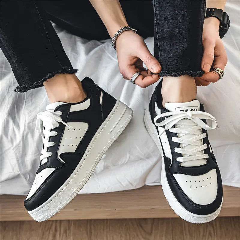 Sapatos Masculinos de Primavera e Verão, Tênis Respiráveis Novos, Sapatos Brancos com Sola Grossa da Moda Masculina e Versáteis, Tênis Esportivos e Casuais