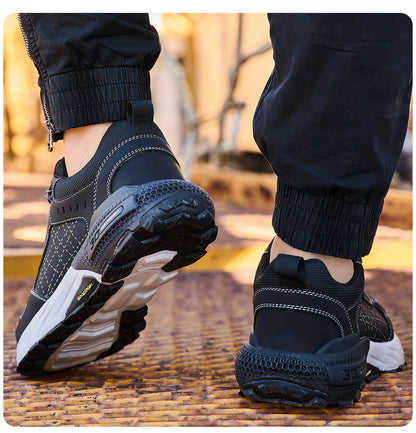 Men's safety shoes with anti - impact steel toes, puncture - resistant Kevlar, and rubber anti - slip soles for industrial work.