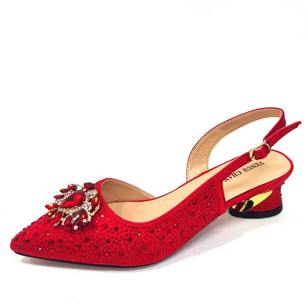 Sandálias Azul Royal Femininas Scarpin de Luxo Salto Médio Design de Strass Sapatos e Bolsas para Festa