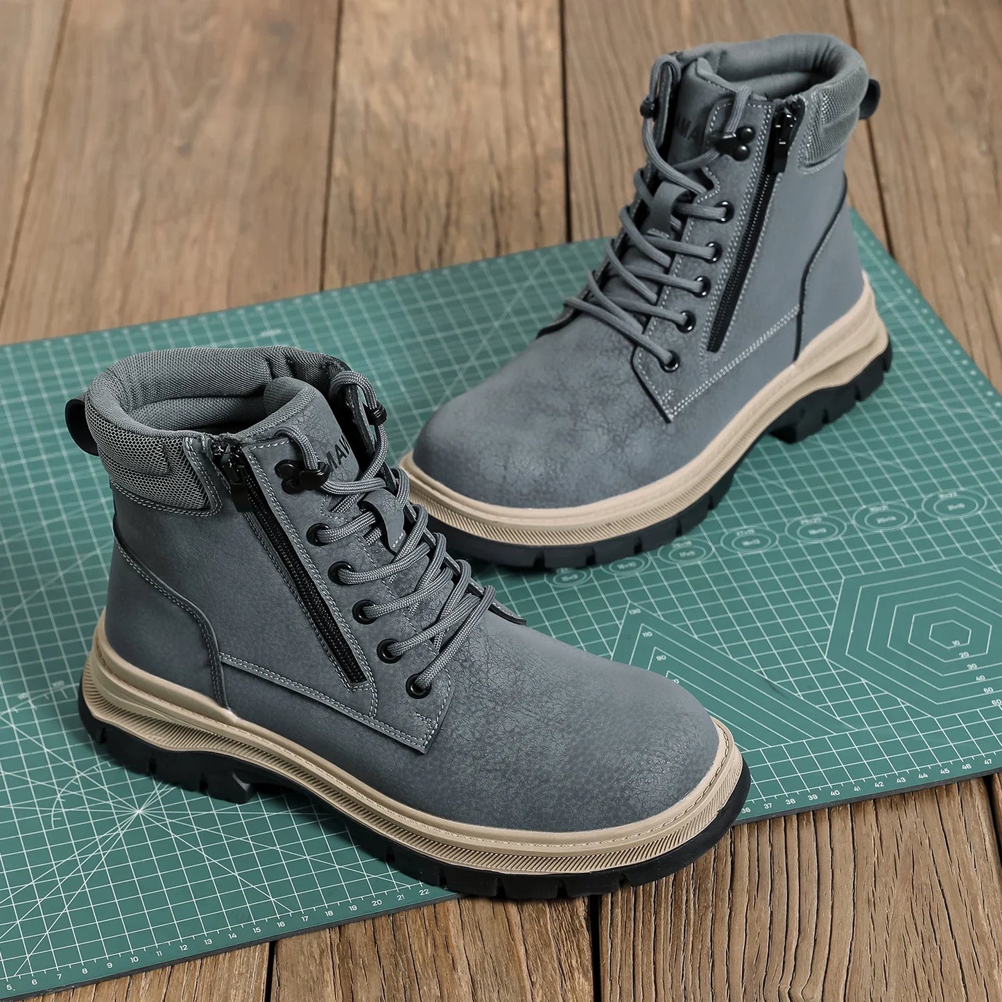 New Non Slip Work Shoes Men Work Boots Indestructible Safety Shoes Steel Toe Shoes Puncture-Proof Sneakers Male Footwear Shoes