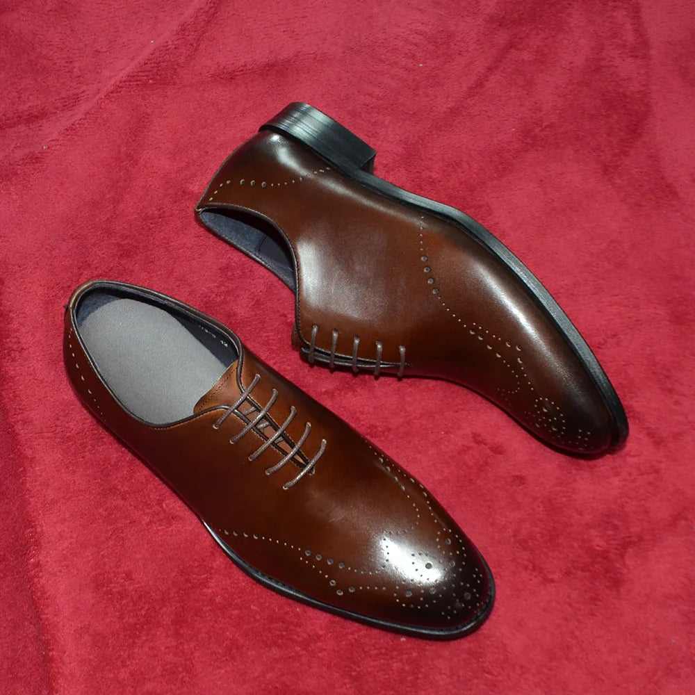 Italian Luxury Men's Dress Shoes Business Wedding Genuine Leather Mens Oxford Shoes Whole Cut Wingtip Brogue Formal Shoes Man