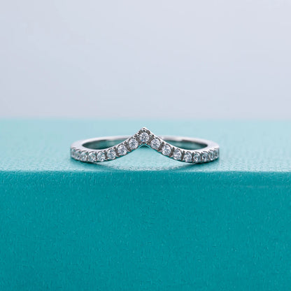 D Color Moissanite Diamond 18K White Gold Plated V Row Ring Classic Style Engagement Wedding Rings