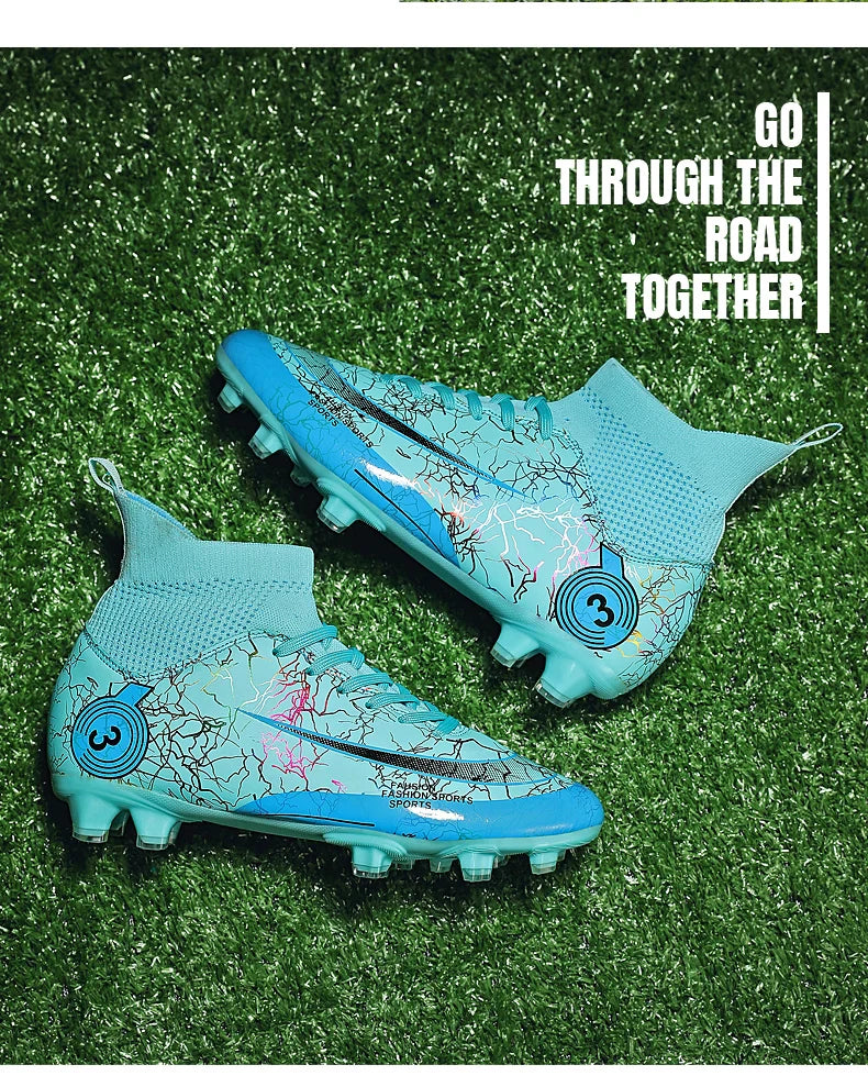 Fashion Men Professional Soccer Shoes Outdoor Cleats Unisex Ultralight Long Spikes Futsal Training Shoes Red Football Boots Men