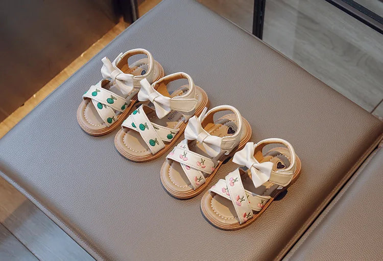 Baby Girls Leather Sandals Princess Sweet Kids Beach Sandals Summer New Children Toddlers Bow Sandals Embroidery Fruit Fashion