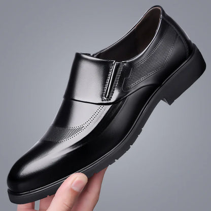 Designer Leather Shoes for Men Spring Autumn Business Casual Shoes Male Fashion Solid Color Wedding Shoe Man