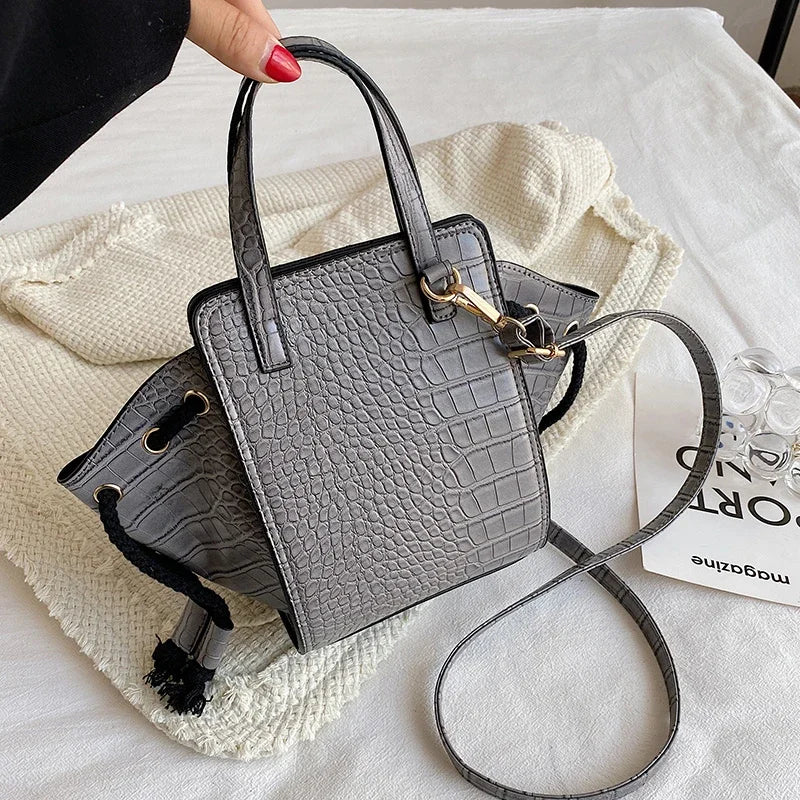 Cartoon Girl Handbag High Quality PU Leather Shoulder Bag for Women Pearl Crossbody Bag Designer Messenger Bag Female Satchel