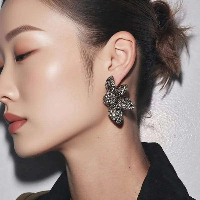 Vintage Gothic Black Rhinestone Flower Earrings for Women Fashion Holiday Party Jewelry Gifts New