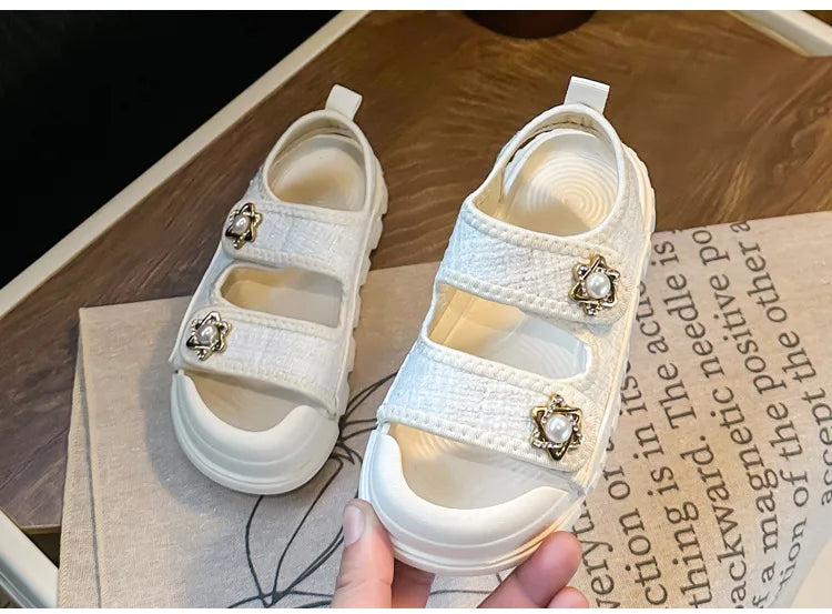 2025 Nice Straw Children Sandals New Arrivals Girls Appliques Metal Decos Sandals for Kids Girl Anti-kick Toe Beach Shoes I03242