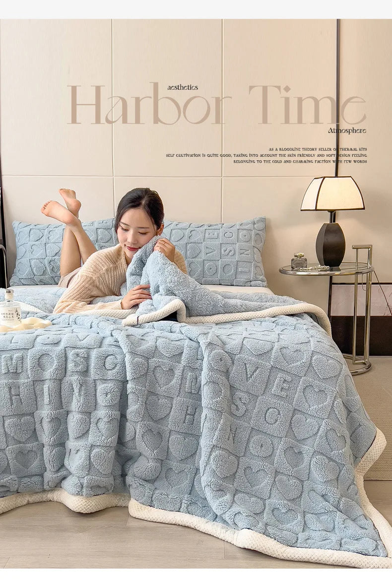 2025 new solid color taffle love blanket light blue fashion flannel office lunch break casual blanket, no pillowcase