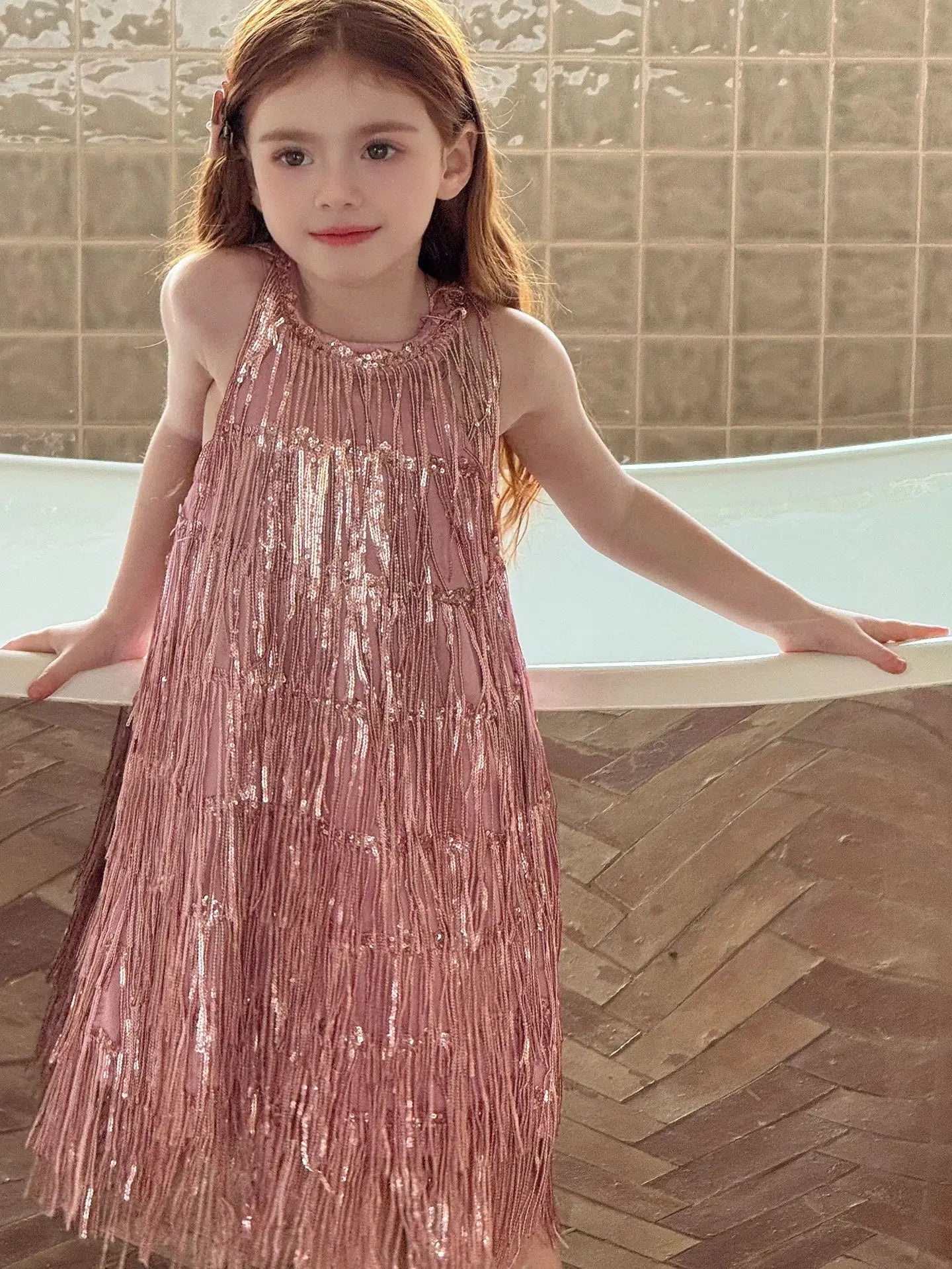 Vestido Infantil Meninas 2025 Verão Novo Moda Infantil Vestido de Borla Brilhante de Luxo Vestido de Aniversário para Meninas