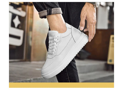 Novos sapatos masculinos invisíveis para aumentar a altura, sapatos esportivos de 6 CM-8 CM-10 CM, sapatos esportivos de couro branco para homens, tamanhos ampliados 36-46