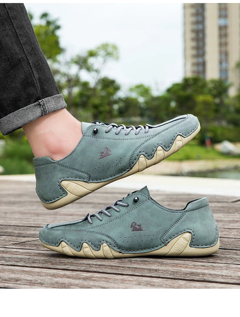 Men's shoes four season new plus size casual shoes fashion low-top soft sole breathable outdoor shoes men's sports walking shoes